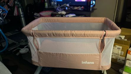 Bed side baby bed