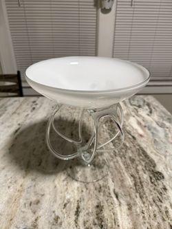 10” White Art Glass Pedestal Bowl Decorative Centerpiece