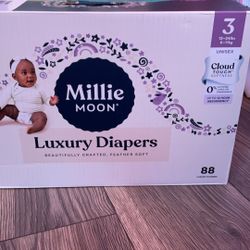 Millie Moon Size 3