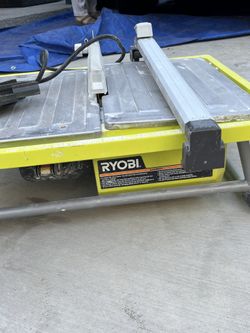 Ryobi 7inch 4.8 amp Tabletop Tile Saw