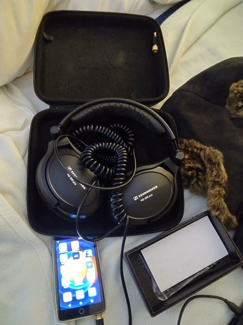 Sennheiser Headphones 