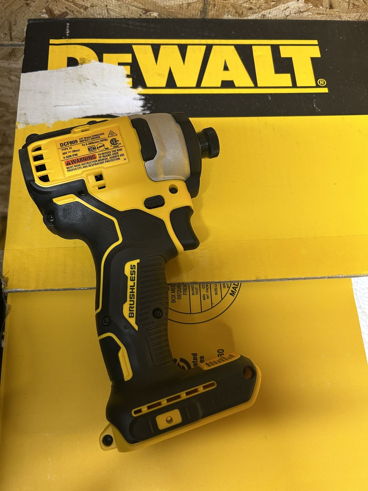 DEWALT ATOMIC 20V MAX Cordless Brushless Compact 1/4 in. Impact Driver (Tool Only)