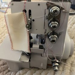 Server Overlock Sewing Machine