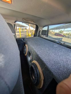 Subwoofer box for 4 10s