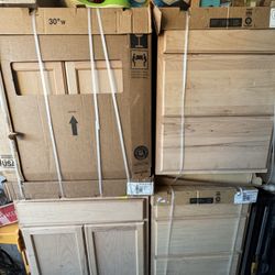 Hampton Bay Recessed Panel 24 in. W x 24 in. D x 34.5 in. H Assembled 3 Drawer Base Cabinet in Unfinished,new,one has one back damaged that after inst