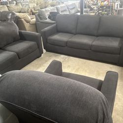 SOFA AND LOVESEAT AND CHAIRS RECLINER GOOD CONDITION FREE DELIVERY 🚚 