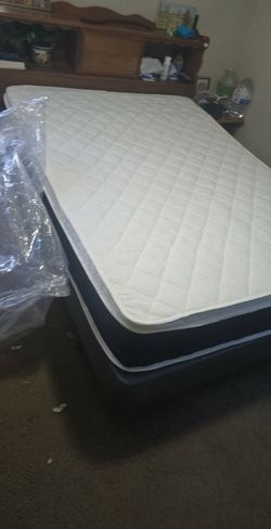 Full size matress