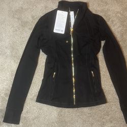 Black define lululemon jacket
