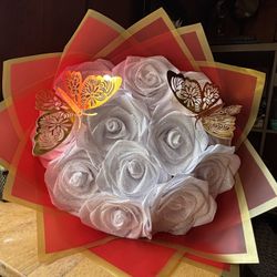 12 Count Glitter Roses + Butterflies ❣️