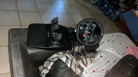 Logitech sim racing wheel