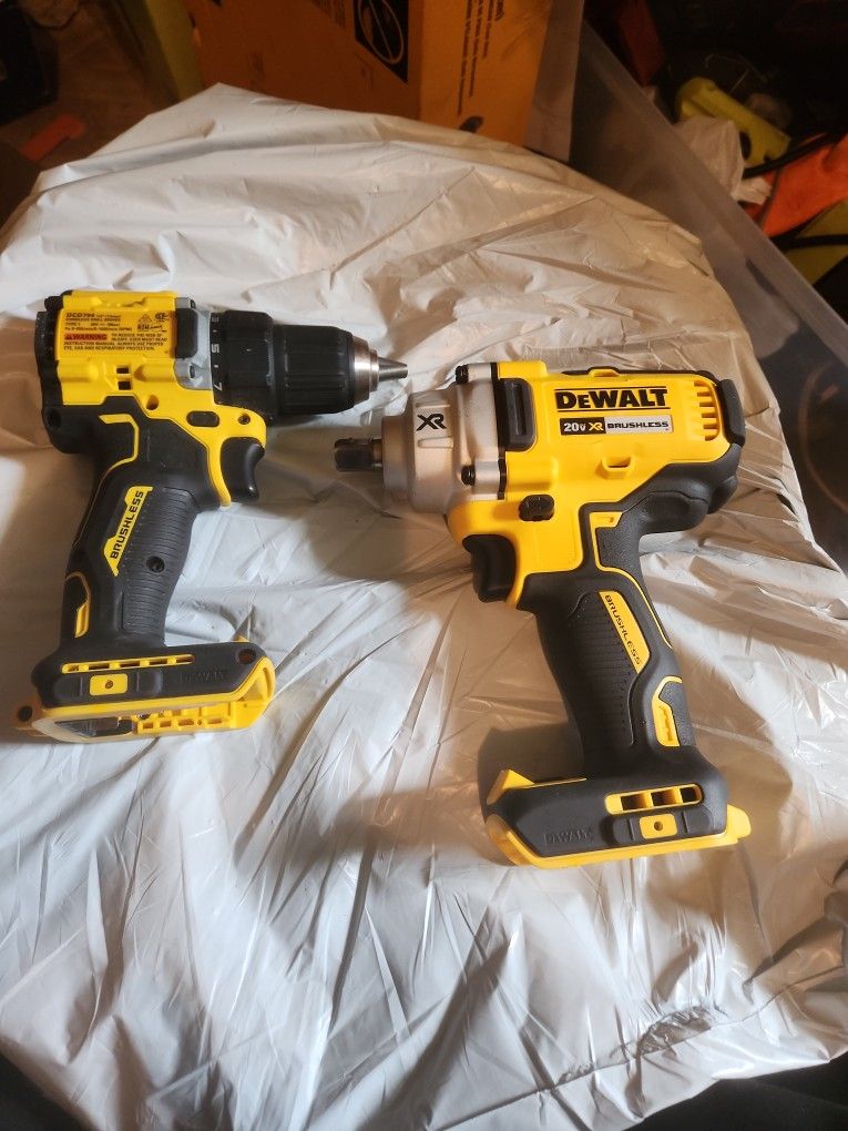 DEWALT DCF894 20V 1/2inch Cordless Impact Wrench And 20V Cordless 1/2" Drill Driver