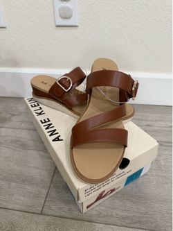 NEW AK Anne Klein Women's- Lightweight Comfort Sandals Cognac