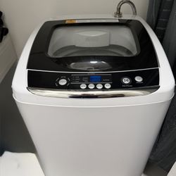 BLACK+DECKER Portable Washing Machine 0.9 Cu. Ft. – Like New