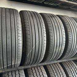 SET OF TIRE 265 65 18 Michelin 85% Life
