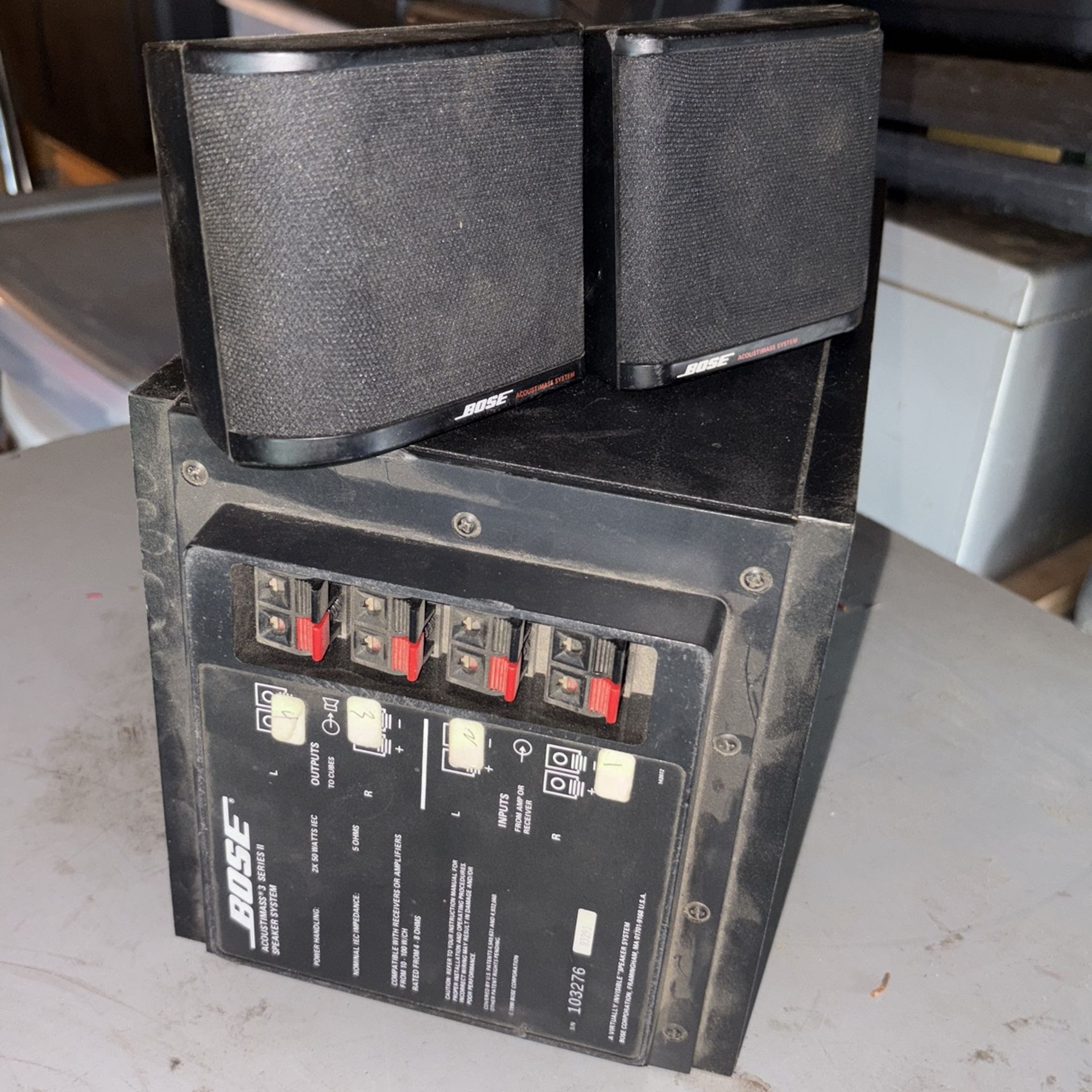 BOSE SPEAKER SYSTEM