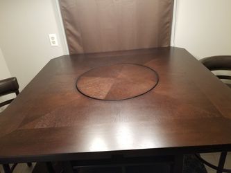Kitchen table with lazy susan
