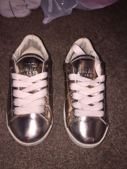 Toddler sneakers