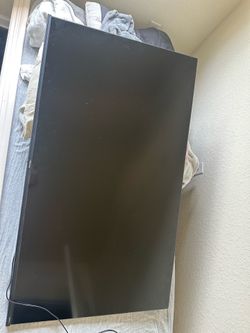 Hisense smart TV 55’ inches