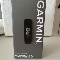 BNIB Garmin Vivosmart 5 Fitness Tracker (L) - $110