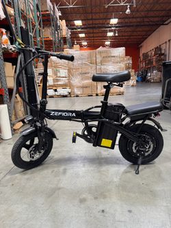 Folding electric bicycle