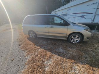 2005 Mazda MPV