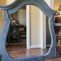 Beautiful Textured Mirror