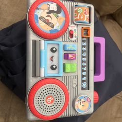 Baby radio toy