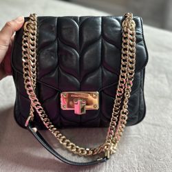 Shoulder Bag MK Color Black Used Good Conditions 