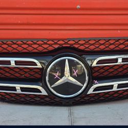 Mercedes Benz GLS Front Grill 2017-2019