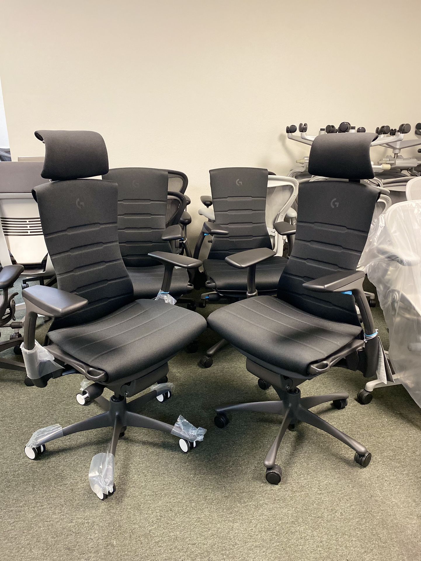 GUARANTEE LOWEST PRICE BRAND NEW HERMAN MILLER