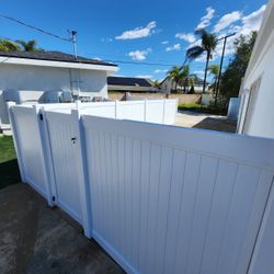 White Vinyl Fence 