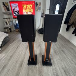 Studio Speakers PSB Stratus Mini bookshelf’ Speakers With Upgraded Stands
