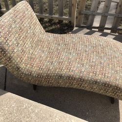 Chaise Lounge 