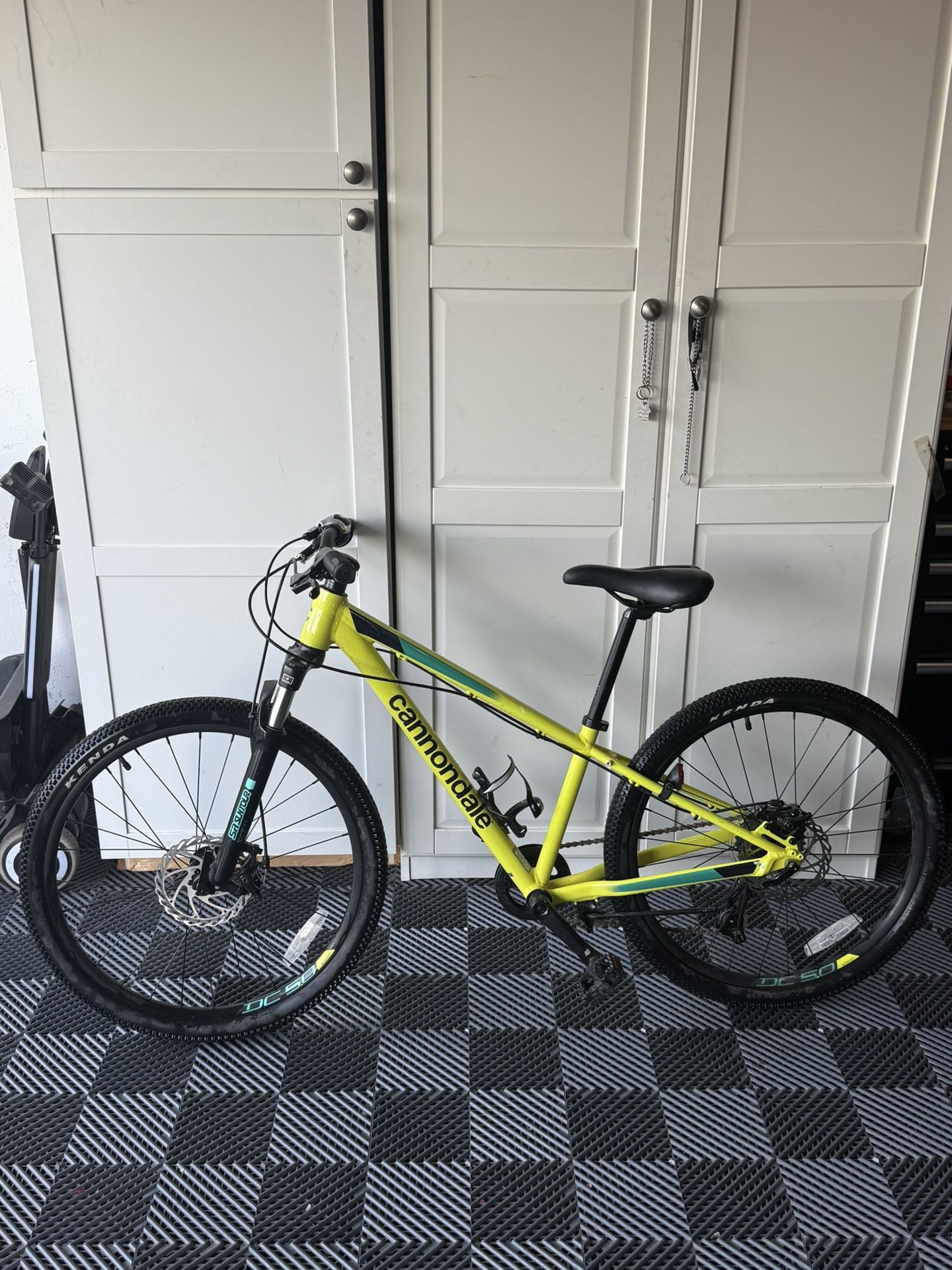 Kids Cannondale Mountain Bike 24”