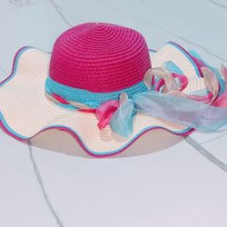 Girls’ Wide Brim Summer Hat – Pink & White with Colorful Ribbon Bow 🎀