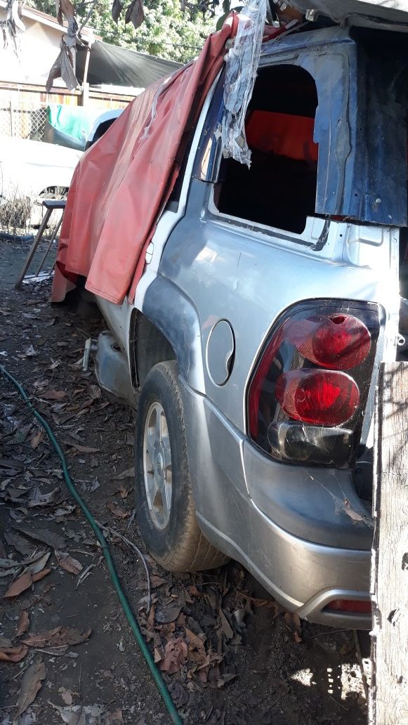 2004 chevy trailblazer parts