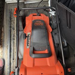 Black and Decker Mower 
