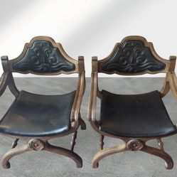 Pair of Bassett Furniture Savonarola Collection Rustic Western Cowboy Style Dante Arm Chairs