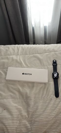 Like New Apple Watch Se 3