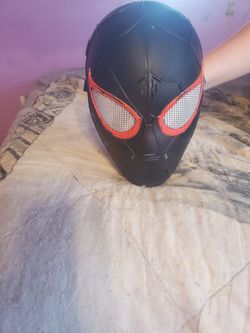 Spiderman mask
