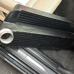 Hi Flo, high-performance intercooler for Bmw universal years new nice $150. I paid 400.