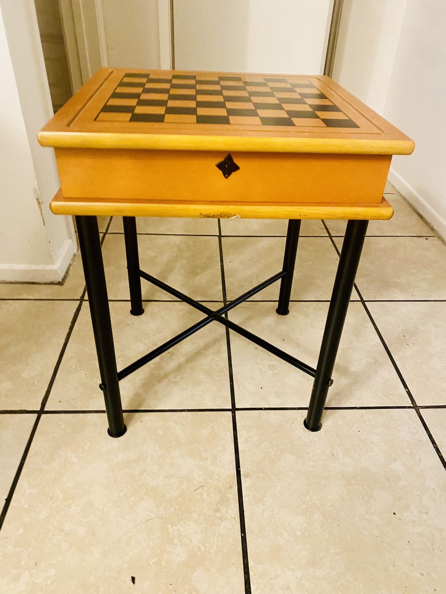 Chess In Table