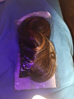 Hair extensions clip