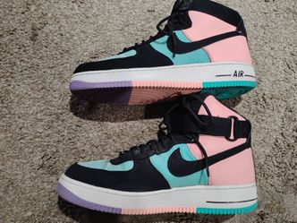 NIKE AIR FORCE 1