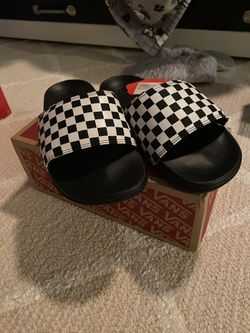 Boys Slide On And Flip Flops Size 6