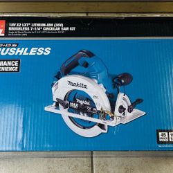 Open Box, Never Used! Makita Circular Saw Kit XSH06PT 1011170-2  