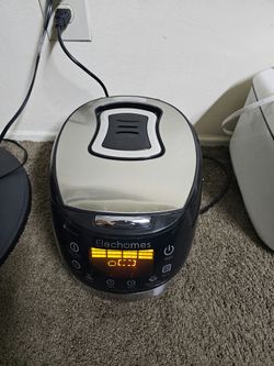 Elechomes Rice Cooker with Digital Display