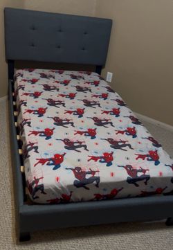 Boys bed frame / matress not included !!!!