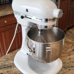 KitchenAid WHITE K5SS Stand Mixer Whip 5 Qt Heavy Duty Bowl Made In USA