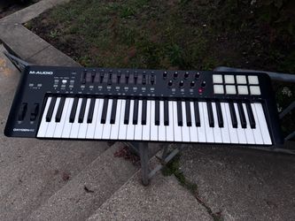 M Audio Oxygen 49 Electronic Piano MIDI Controller